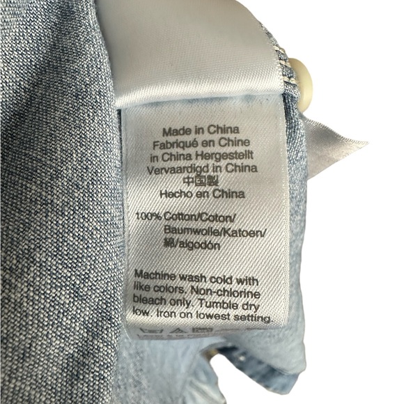 EUC J Crew chambray shirt - Picture 4 of 5